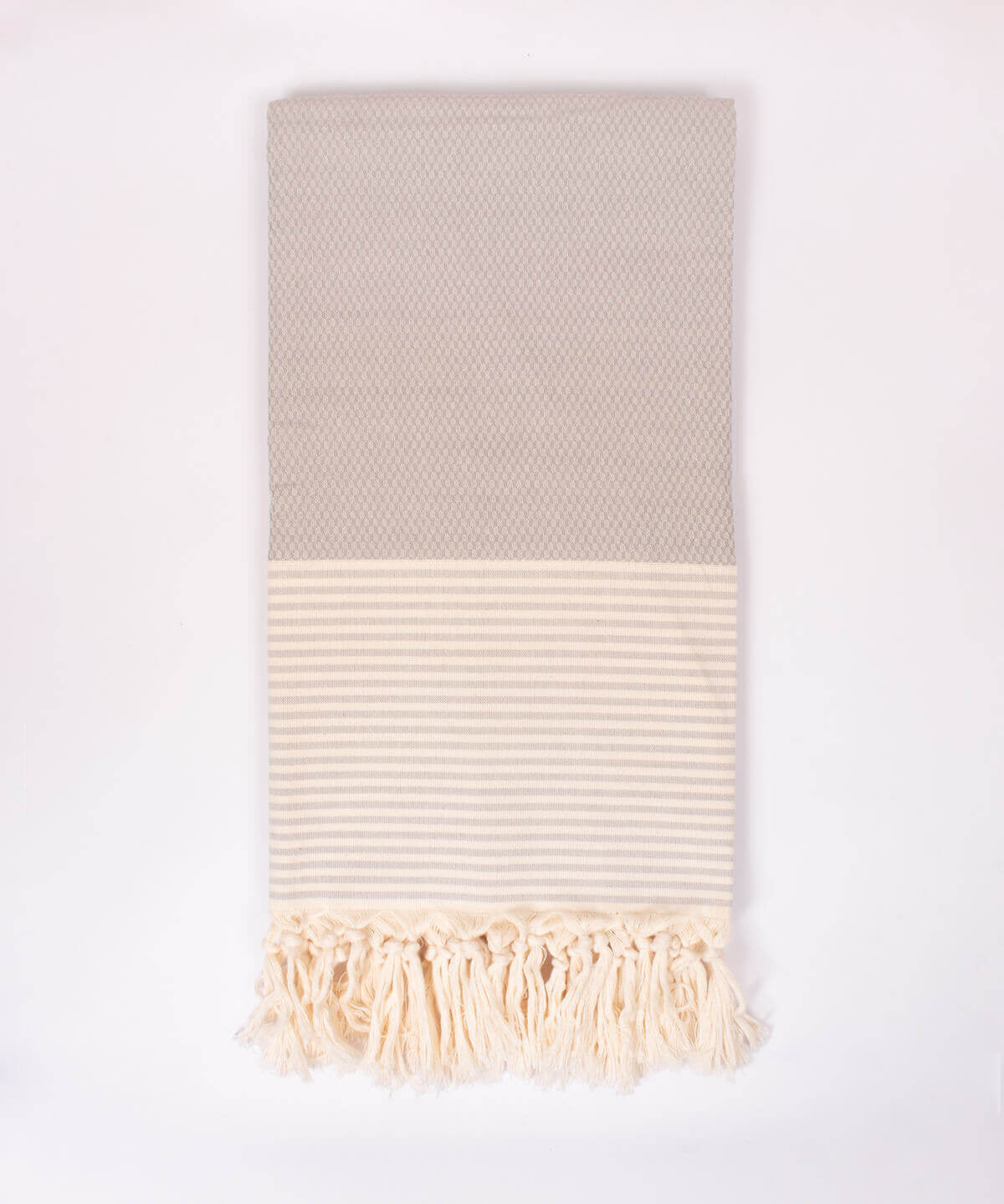 Pearl-Grey-Amalfi-Hammam-Towel-BohemiaDesign-01.jpg