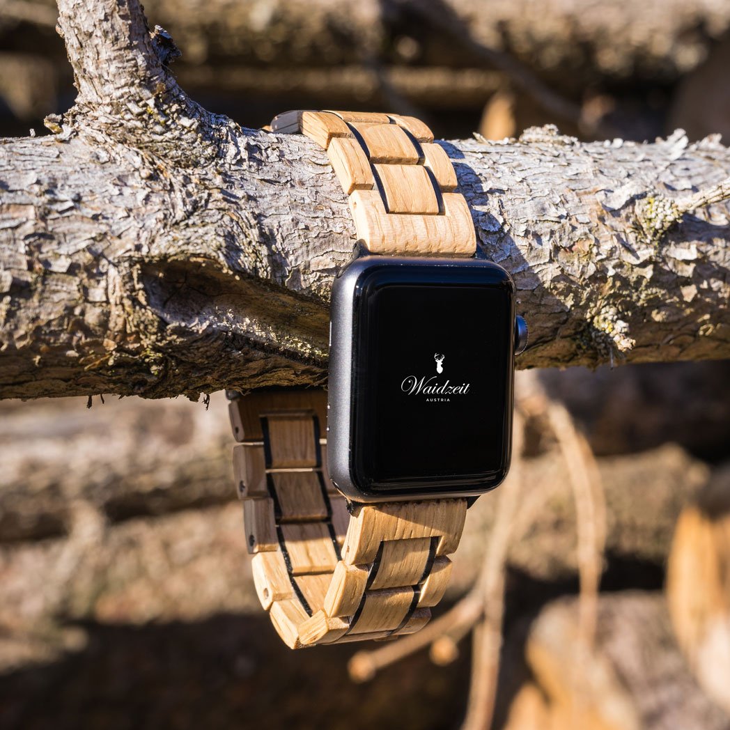 Waidzeit-Holzband-Smartwatch-apple-watch-band-barrique-Weinfass-Holzband.jpg