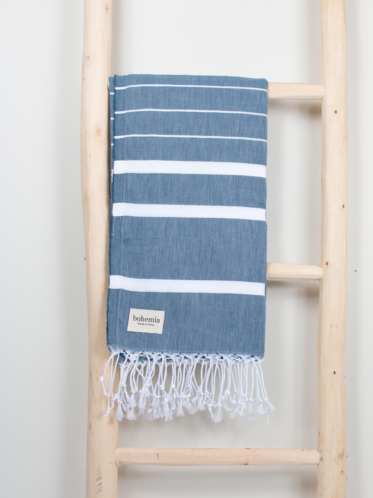 bohemia-design-ibiza-summer-hammam-towel-hanging-indigo.jpg