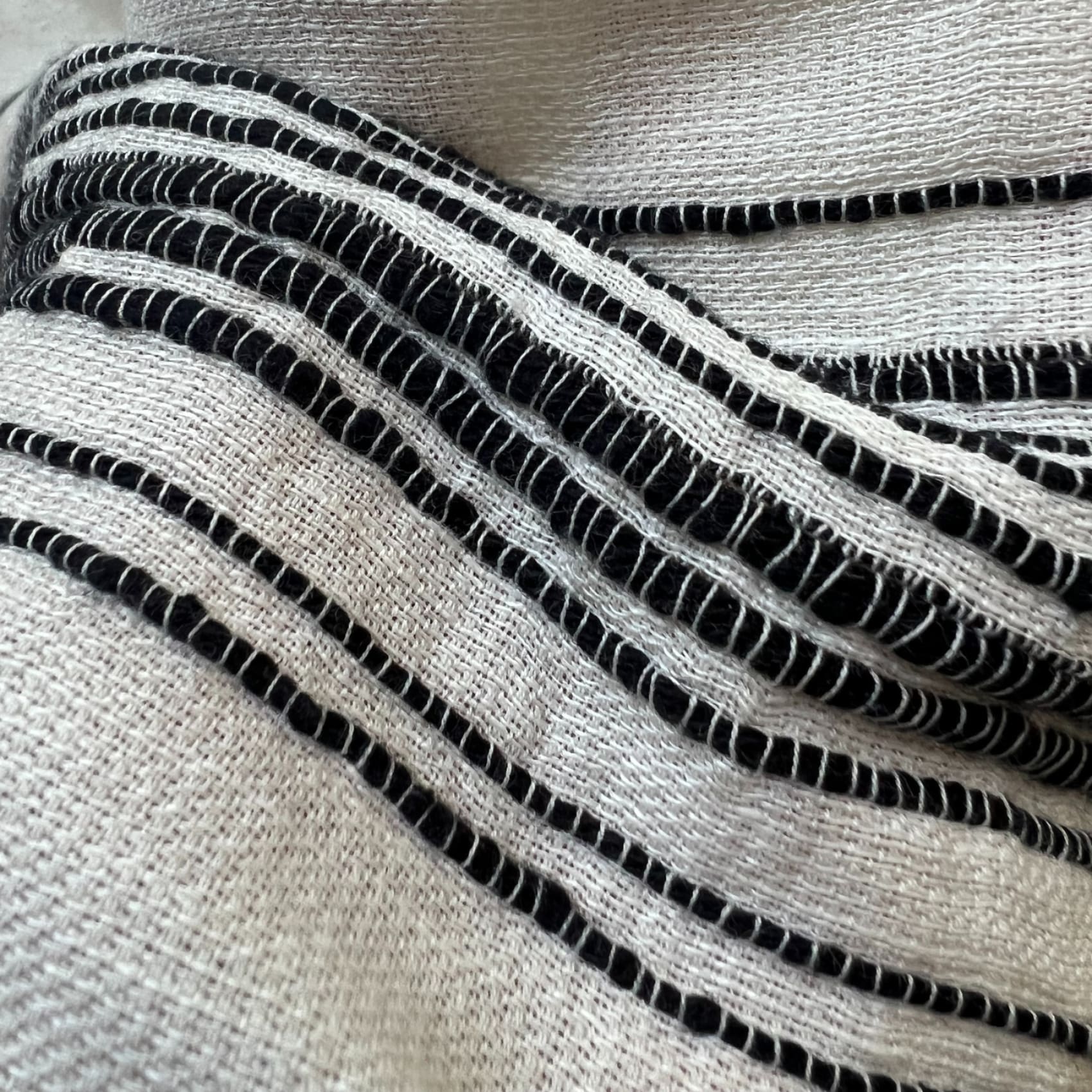 ceren-linen-hamam-towel-table-scarf-black-salt-cotton-natural-peshtemal-luks-automotive-tire-grey-304.jpg