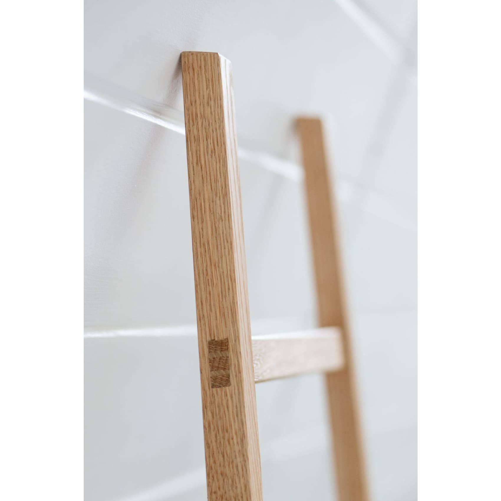 cora-firth-handmade-towel-throw-ladder-in-ash-or-oak-luks-linen-shelf-259_7d92729c-7369-49e2-b140-f1b40cf9786d.jpg