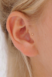 9ct Gold Very Delicate Cartilage Stud