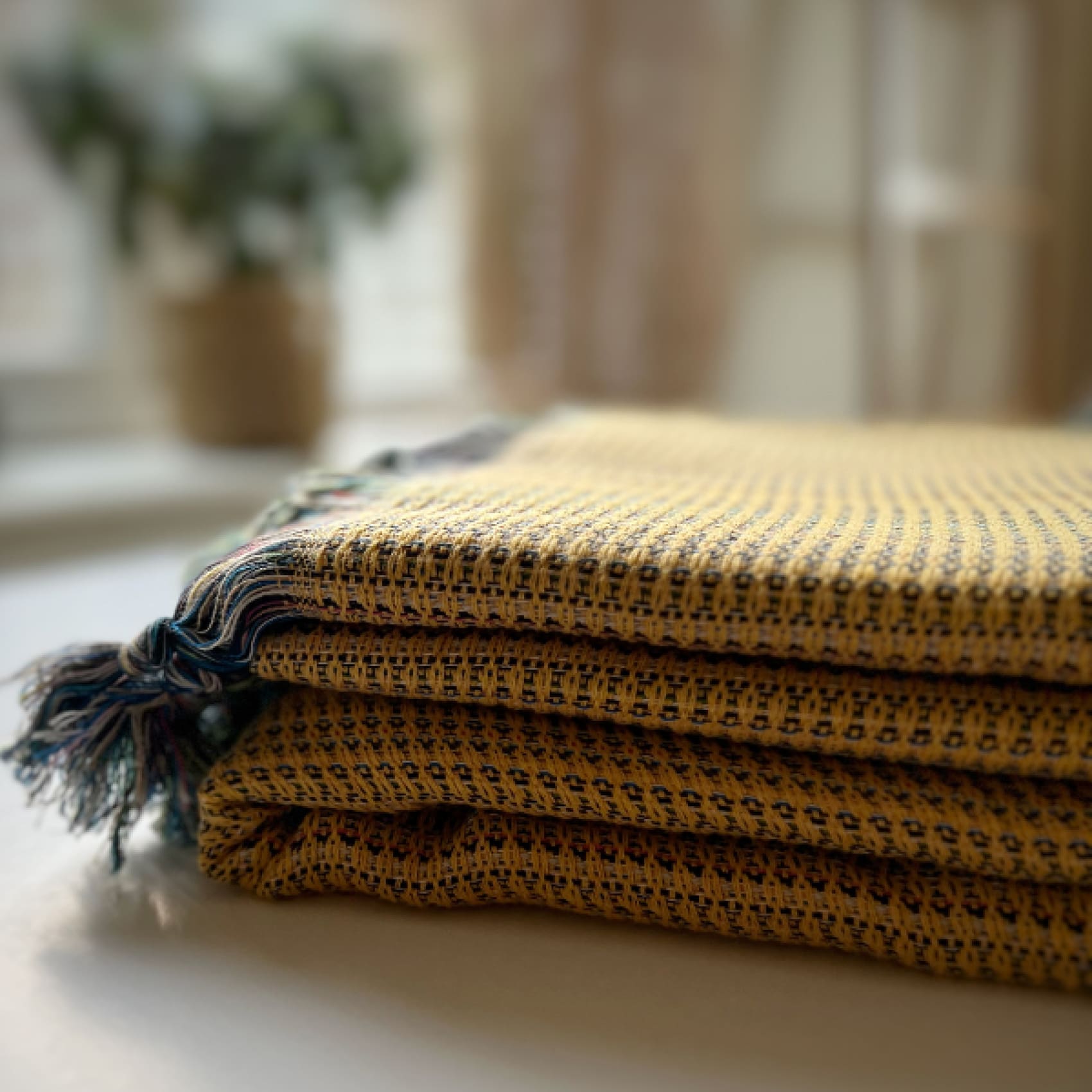 lale-hammam-towel-scarf-throw-mustard-summersale-scarves-luks-linen-veeeeeer-300-valava-620.jpg
