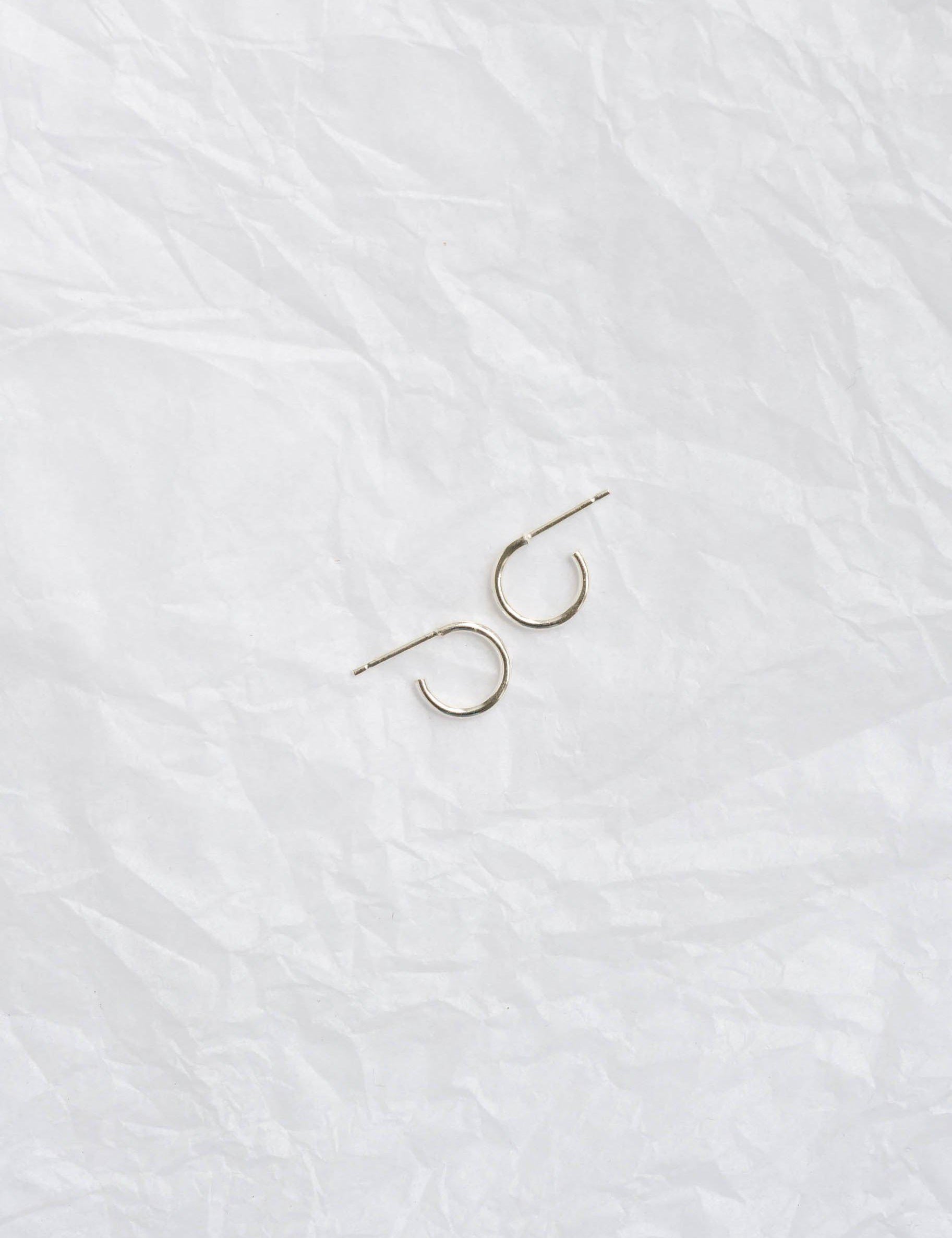 micro-delicate-hoop-earrings-wild-fawn-jewellery-ss21-e9-s-3.jpg