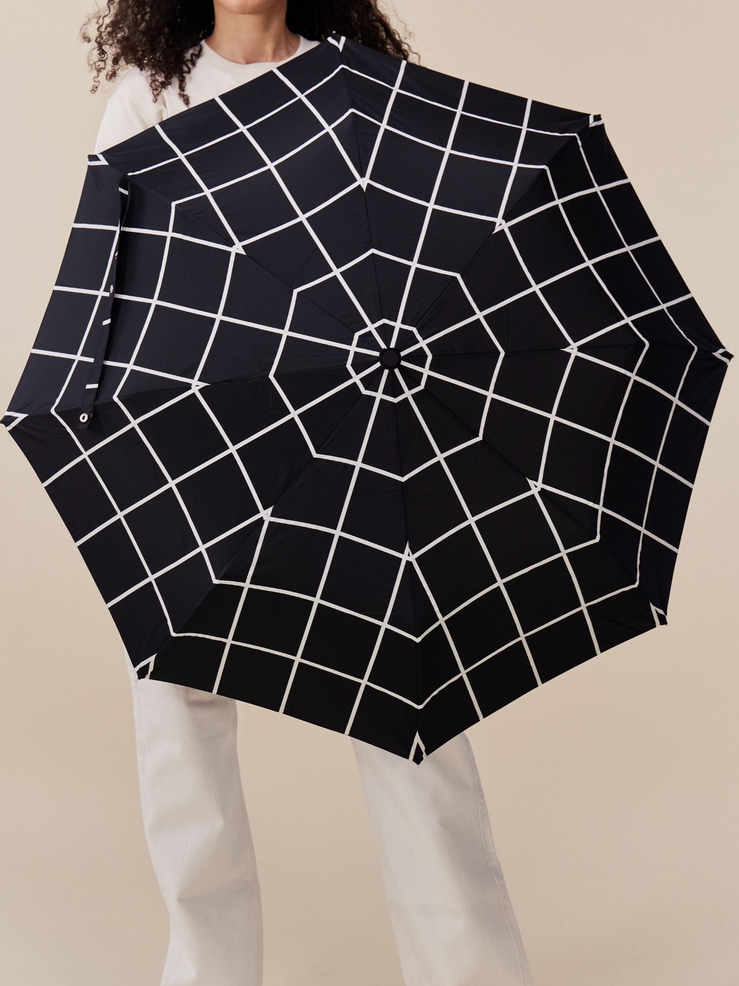 original-duckhead-black-grid-wind-resistant-best-umbrella_1.jpg
