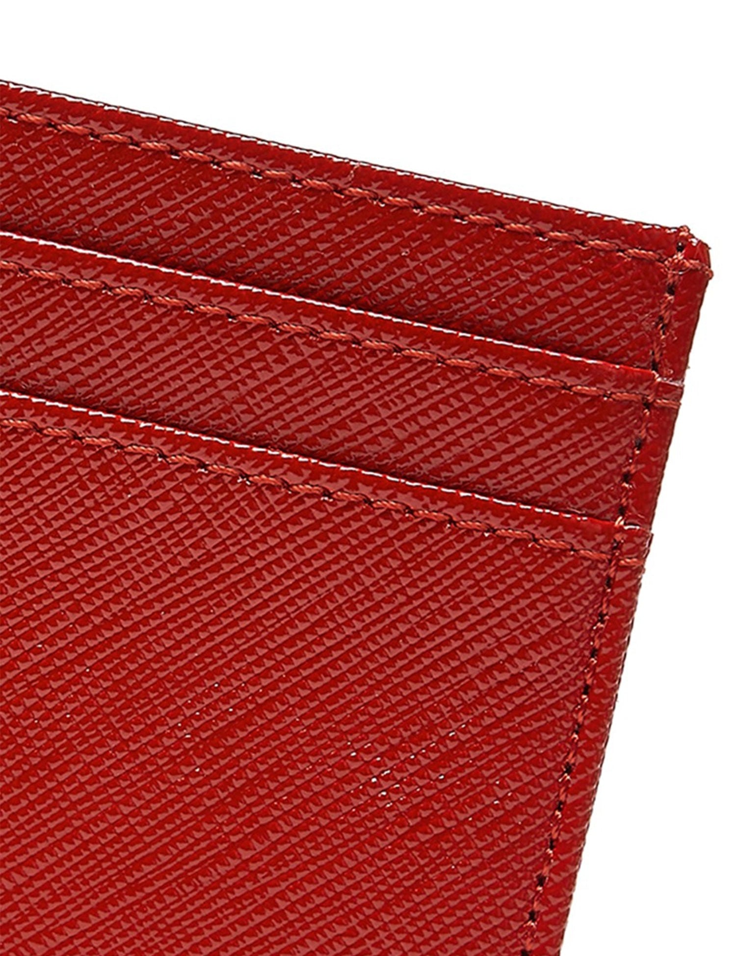 photo_template.psd_0013__0010_cardcase_red_detail.jpg