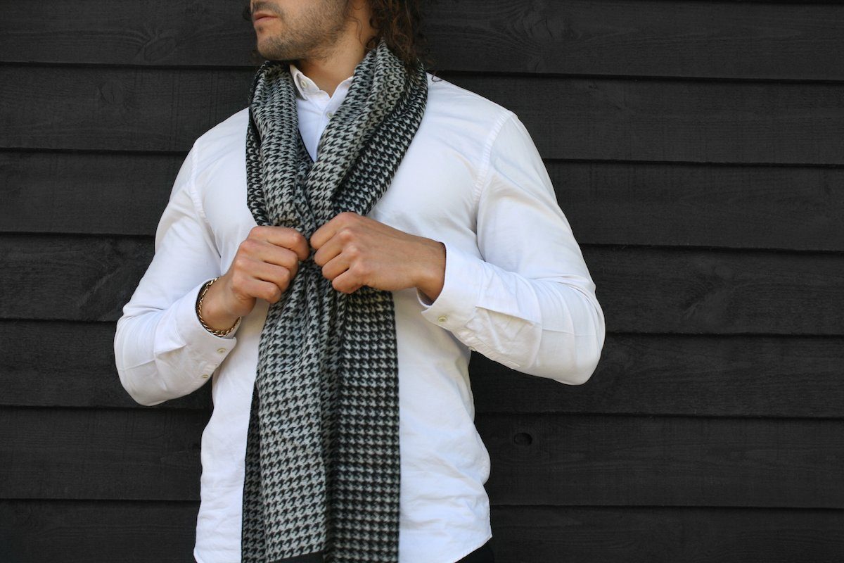 Classic Houndstooth Bamboo Scarf
