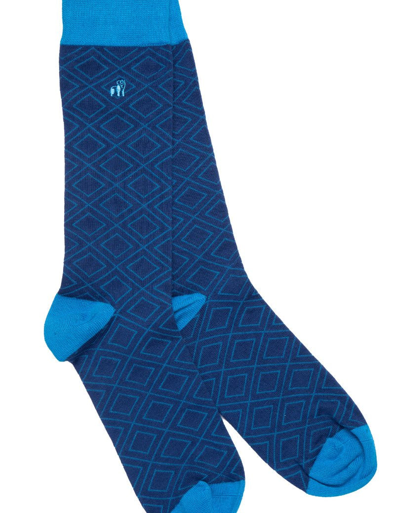 socks-blue-diamond-bamboo-socks-1_e9201b5e-5df2-432d-8953-32863b3be9b4.jpg