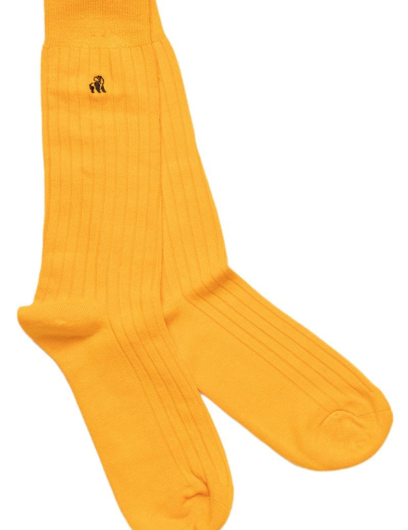 socks-bumblebee-yellow-bamboo-socks-1_6cef3c03-7023-4ef3-84d4-de50656e8839.jpg