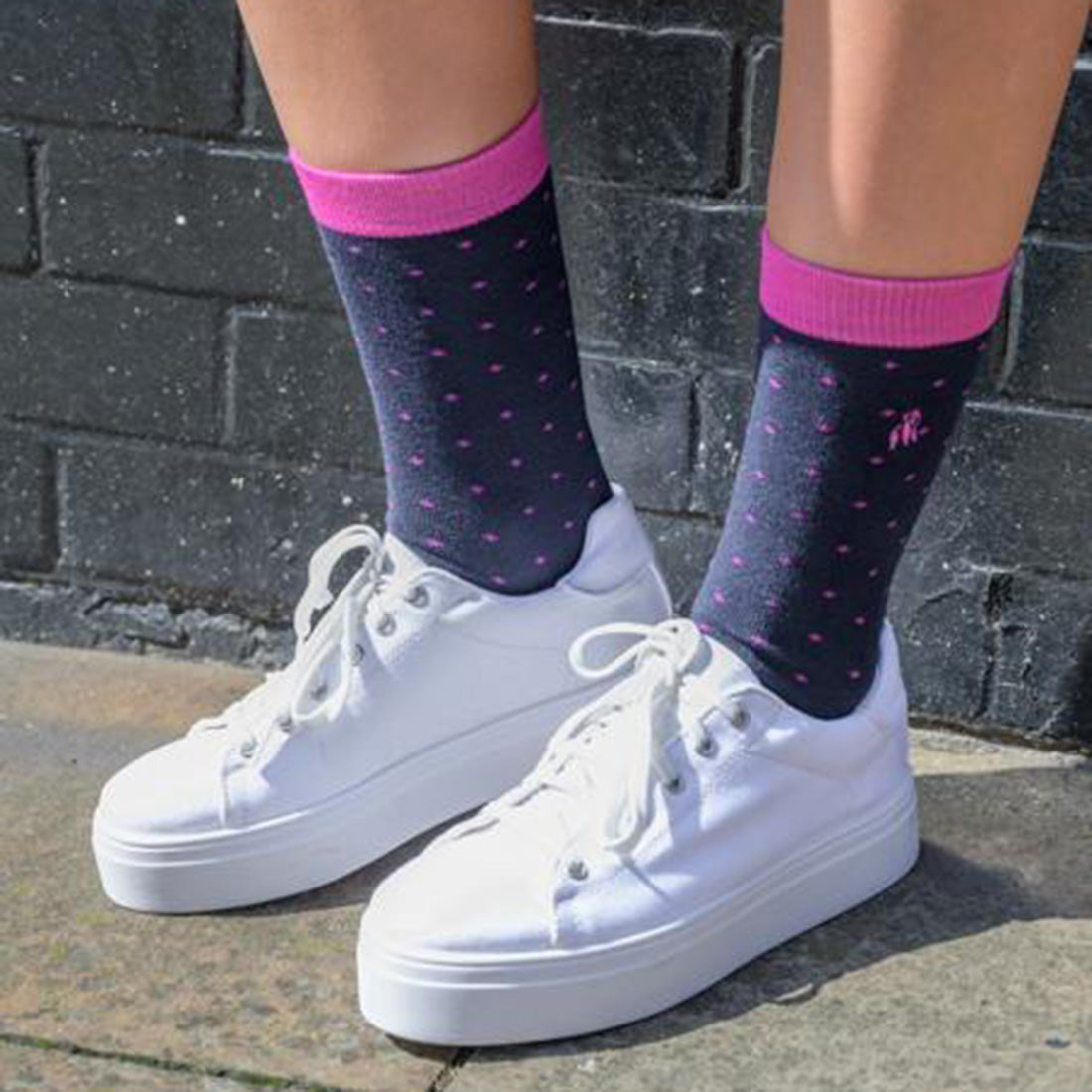 socks-spotted-pink-bamboo-socks-2_b882b03f-f700-4ade-9e35-028d4e390fcd.jpg
