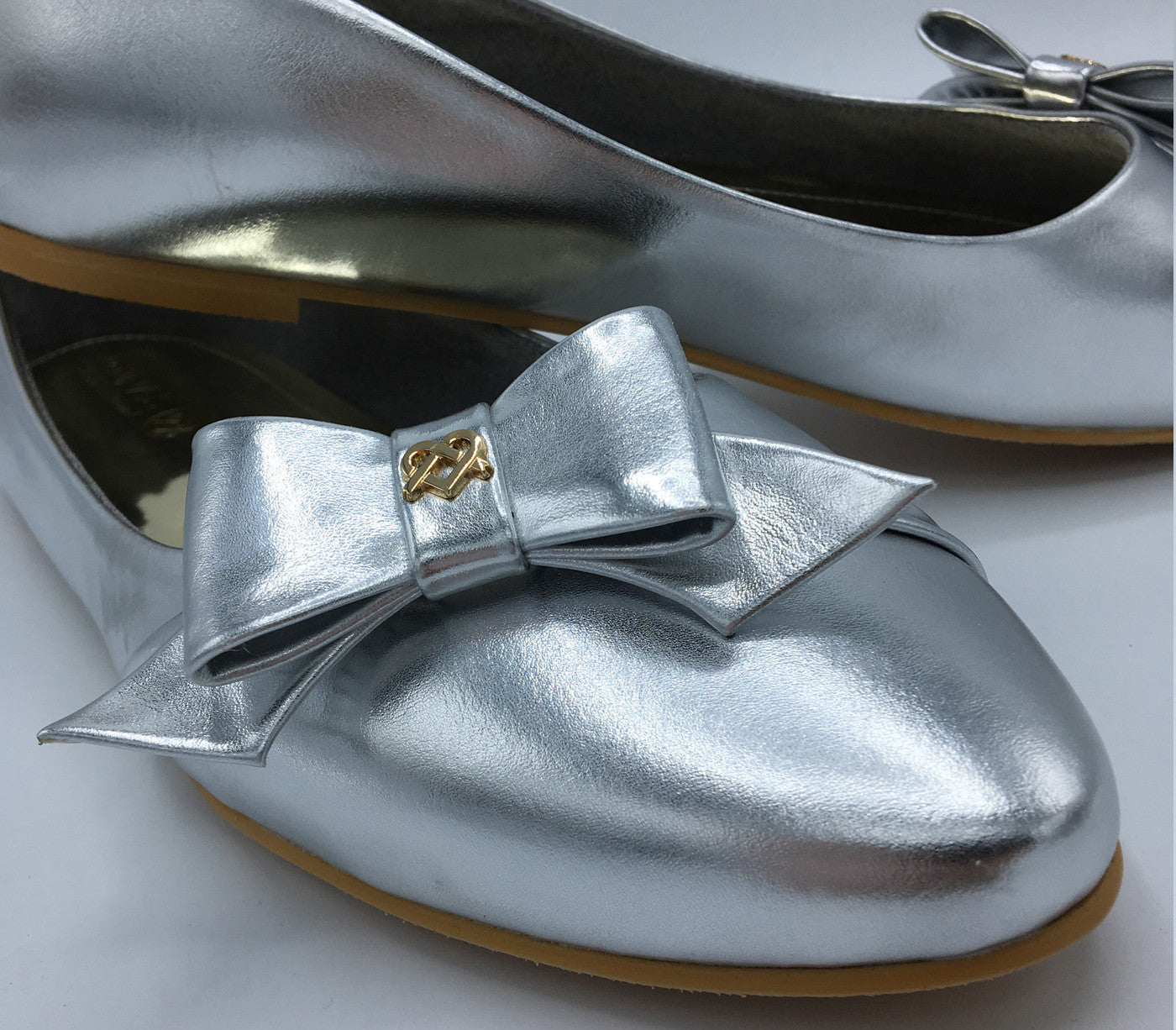 Swan - Silver Vegan Leather Shoes