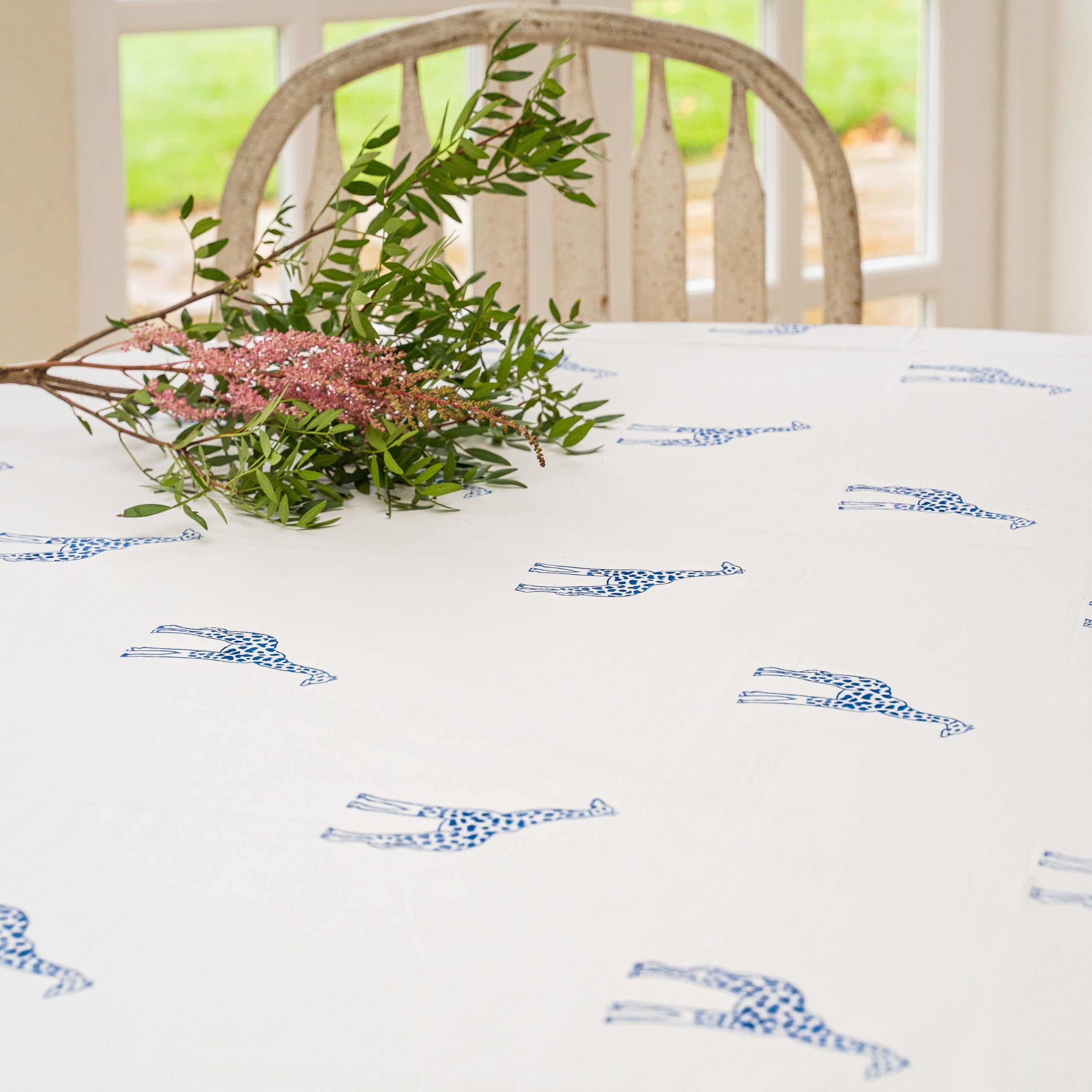 tablecloths-lifestyle-full-size-31-scaled_b3ba0c5a-e669-46de-b3cc-73466963890c.jpg